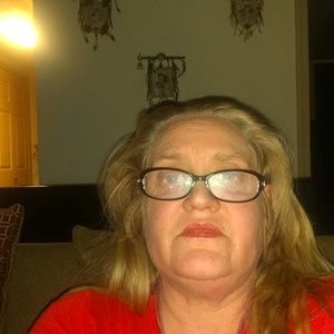 Meet your Posher, Parisann